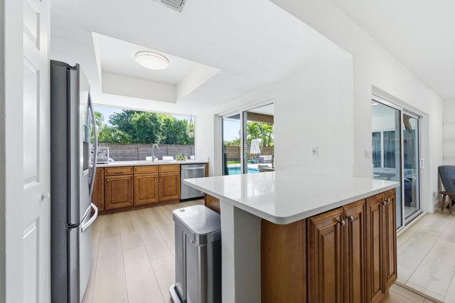 9744 Dahlia Avenue, Palm Beach Gardens, FL 33410