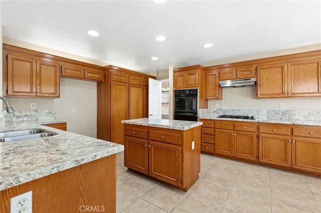 24063 Fuschia Court, Murrieta, CA 92562