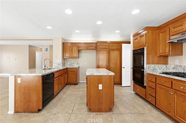 24063 Fuschia Court, Murrieta, CA 92562