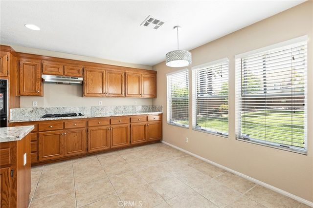 24063 Fuschia Court, Murrieta, CA 92562