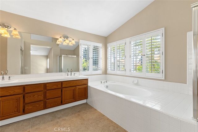 24063 Fuschia Court, Murrieta, CA 92562