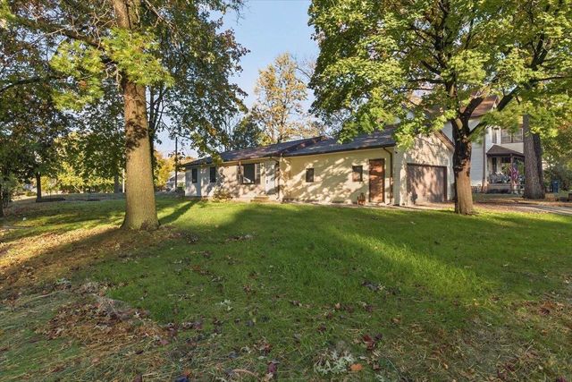 1321 Franklin Street, Cedar Falls, IA 50613