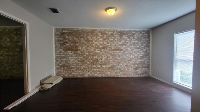 12435 Sharpview Drive 12435, Houston, TX 77072