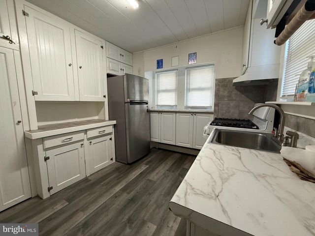 930 TAPPAN ST, Forked River, NJ 08731