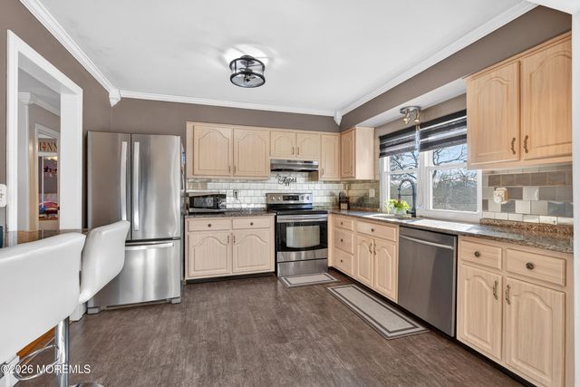 1029 Lucy Lane, Toms River, NJ 08753