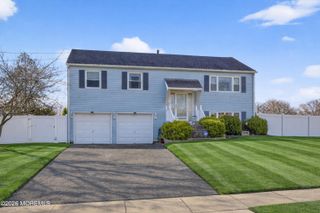 1029 Lucy Lane, Toms River, NJ 08753