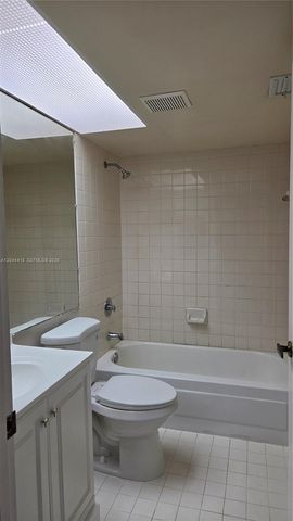 2234 SE 27th Drive 206C, Homestead, FL 33035