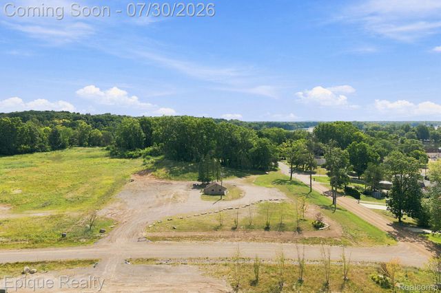 2790 Park Ridge Road, White Lake Charter Township, MI 48386