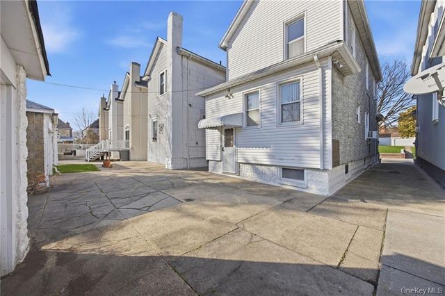 20 77th Street, Brooklyn, NY 11209