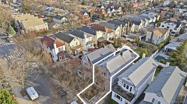 20 77th Street, Brooklyn, NY 11209