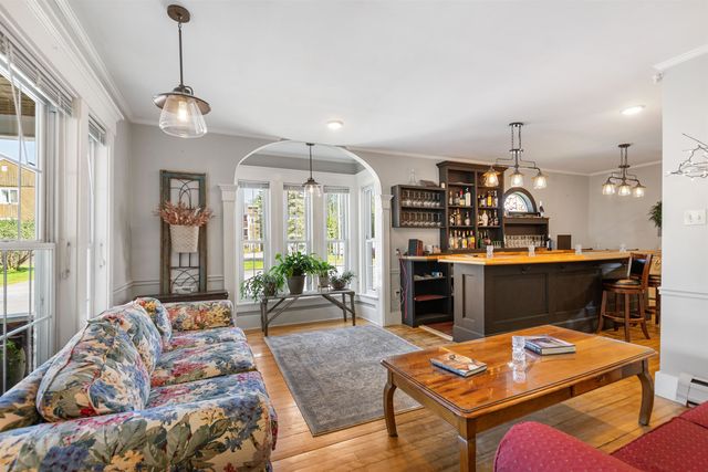 1 High Street, Colebrook, NH 03576