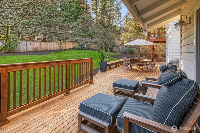 23039 SE 37th Street, Sammamish, WA 98075