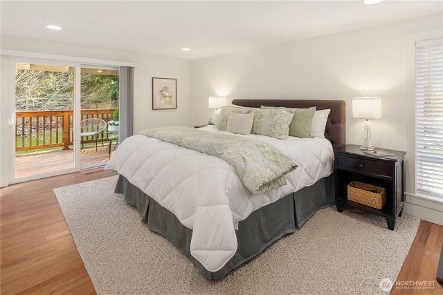 23039 SE 37th Street, Sammamish, WA 98075