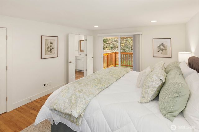 23039 SE 37th Street, Sammamish, WA 98075