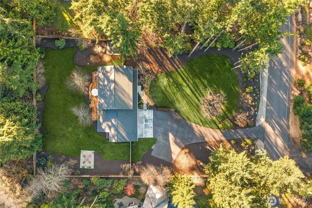 23039 SE 37th Street, Sammamish, WA 98075