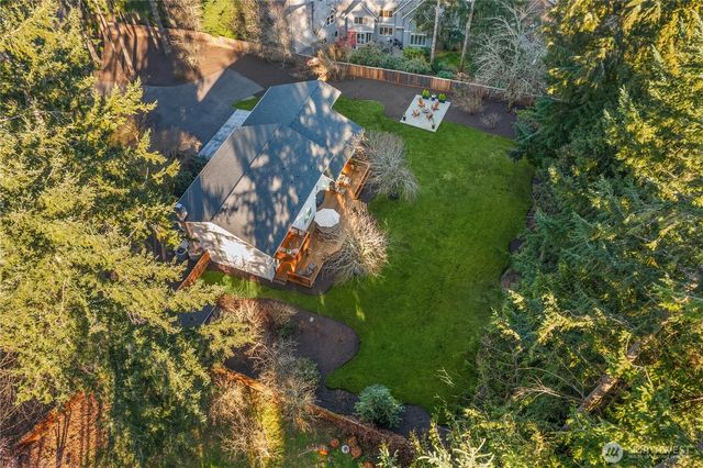 23039 SE 37th Street, Sammamish, WA 98075