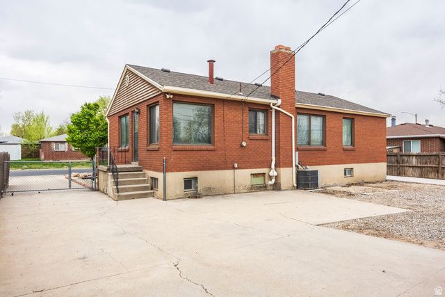 138 W 5818 S, Murray, UT 84107