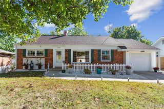5900 Apple Valley Drive, Affton, MO 63123