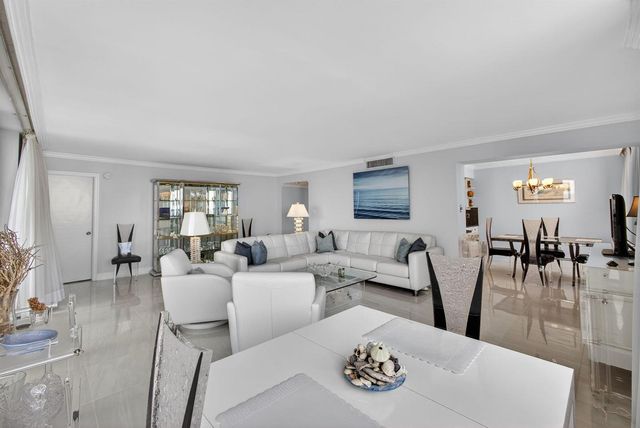 5380 N Ocean Drive 12e, Singer Island, FL 33404