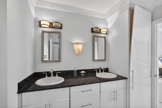 5380 N Ocean Drive 12e, Singer Island, FL 33404