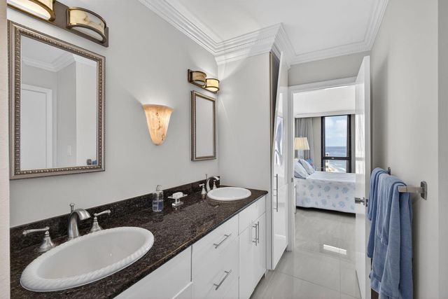 5380 N Ocean Drive 12e, Singer Island, FL 33404