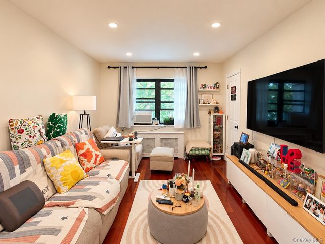 14742 72nd Avenue 191B, Flushing, NY 11367