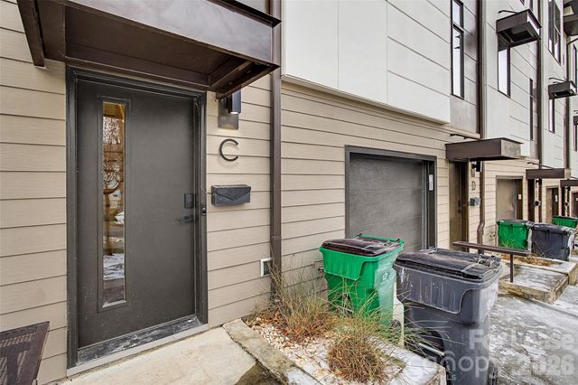 840 E 18th Street C, Charlotte, NC 28205