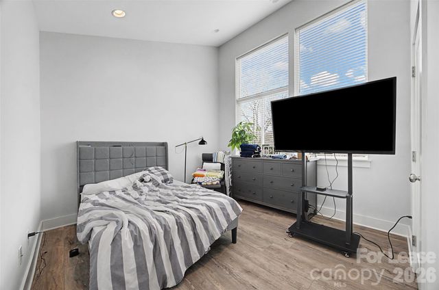 840 E 18th Street C, Charlotte, NC 28205