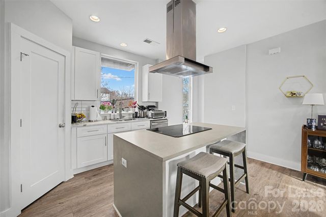 840 E 18th Street C, Charlotte, NC 28205