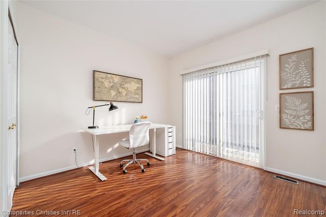 25558 Portico Lane, Novi, MI 48375