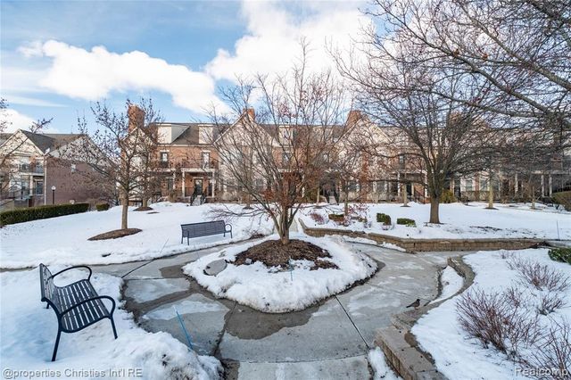 25558 Portico Lane, Novi, MI 48375