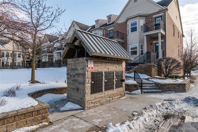 25558 Portico Lane, Novi, MI 48375