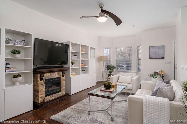 25558 Portico Lane, Novi, MI 48375