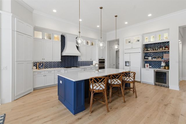 8853 COLONELS COURT, Sarasota, FL 34240