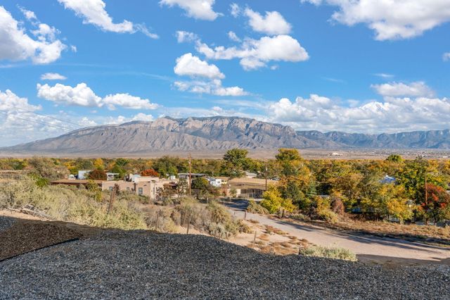 1215 Coronado Road, Corrales, NM 87048