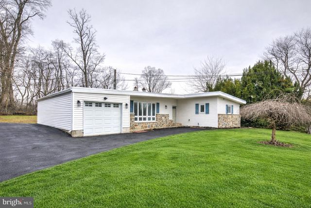 904 S CHESTER RD, West Chester, PA 19382