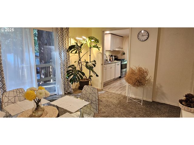 32700 Se LEEWOOD Ln 41, Boring, OR 97009