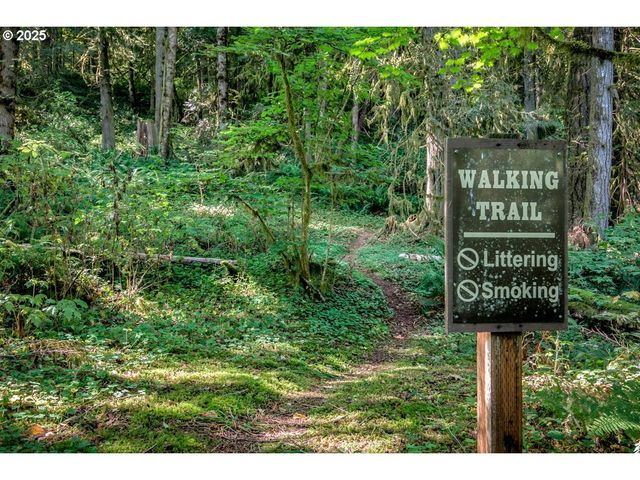 32700 Se LEEWOOD Ln 41, Boring, OR 97009