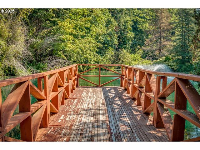 32700 Se LEEWOOD Ln 41, Boring, OR 97009