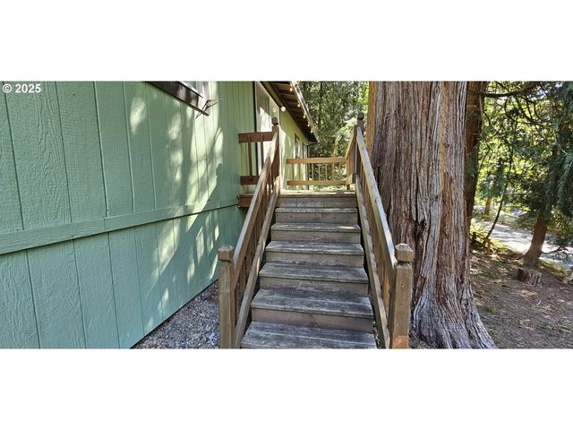 32700 Se LEEWOOD Ln 41, Boring, OR 97009