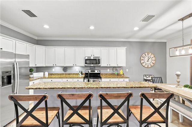 14658 Fern Lake CT, Naples, FL 34114
