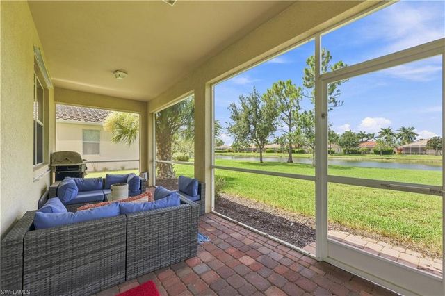 14658 Fern Lake CT, Naples, FL 34114