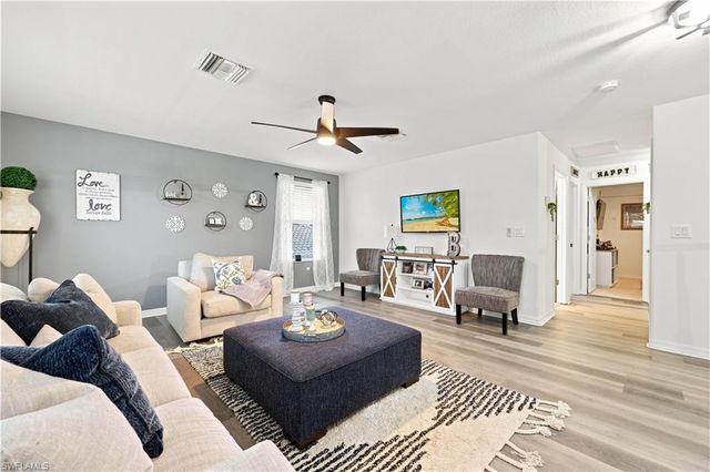 14658 Fern Lake CT, Naples, FL 34114