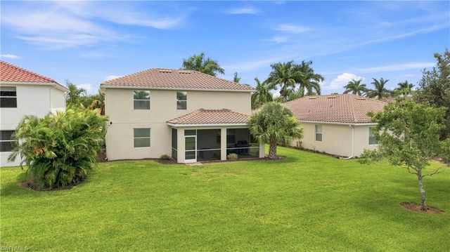 14658 Fern Lake CT, Naples, FL 34114