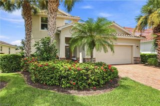 14658 Fern Lake CT, Naples, FL 34114