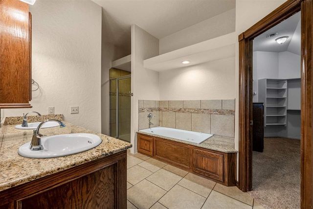 11249 NE Jere Layne, Elgin, OK 73538