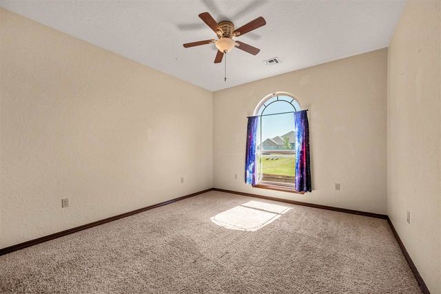 11249 NE Jere Layne, Elgin, OK 73538