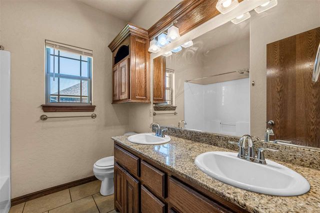 11249 NE Jere Layne, Elgin, OK 73538
