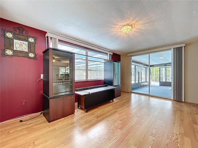 1002 BAY BREEZE TERRACE, Largo, FL 33770