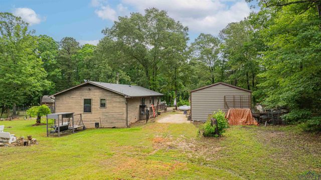 272 Seminole Loop, Jefferson, TX 75657